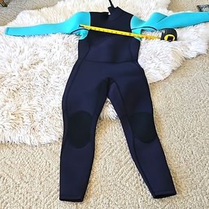 Light Blue and Black Wet Suit  Small 90% Neoprene Clean
